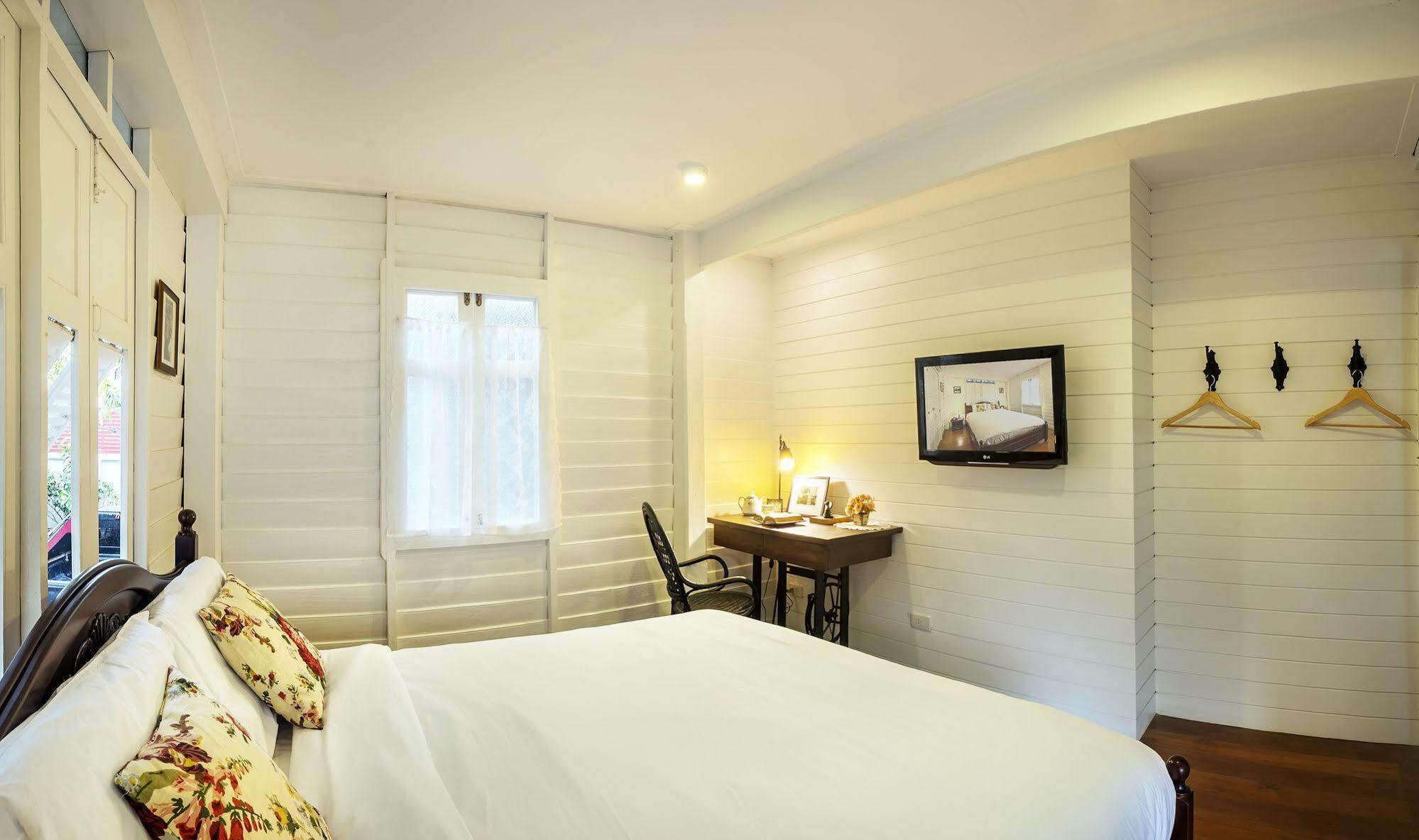 Baankachitpan Bangkok Hotel Екстериор снимка